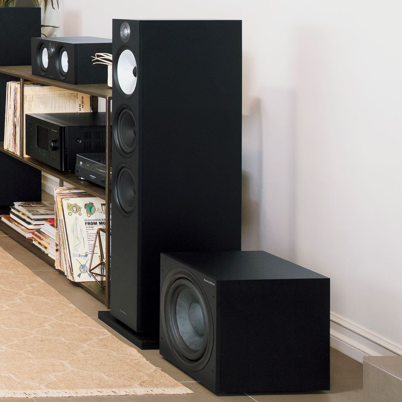 Bowers & Wilkins ASW608 – Premium Subwoofer in Schwarz für tiefen, kraftvollen Bass – Image 5